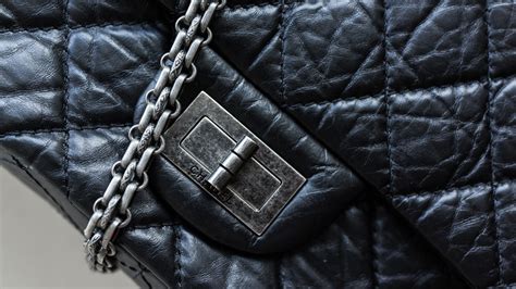 chanel bag without logo.